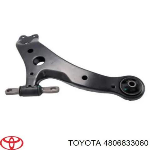 Правий важіль передній нижній підвіски 4806833060 TOYOTA