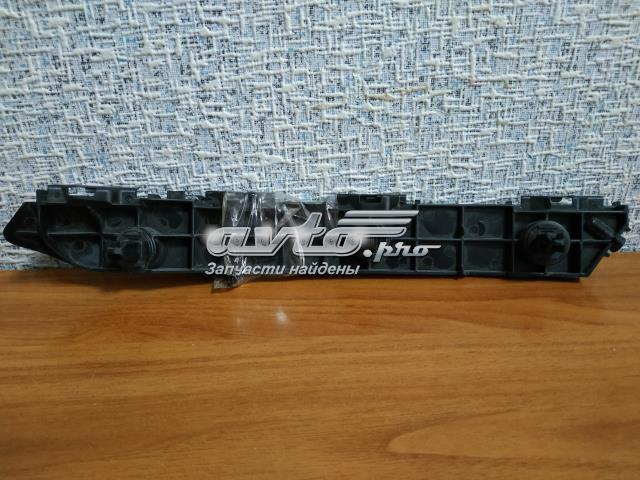 Кронштейн кріплення бампера переднього правий 5211560180 TOYOTA