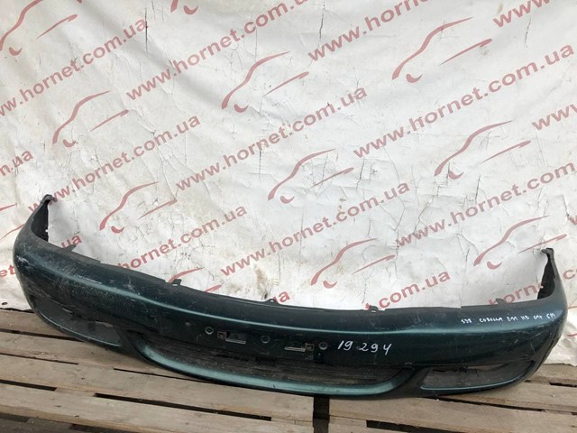 Бампер на авто 5211902170 TOYOTA