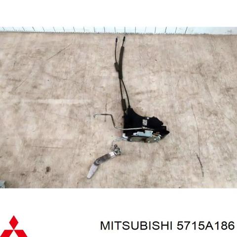 Замок двері правої передньої 5715A186 MITSUBISHI