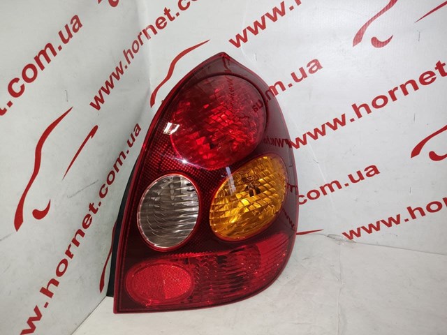 Задні ліхтарі 8112882E POLCAR