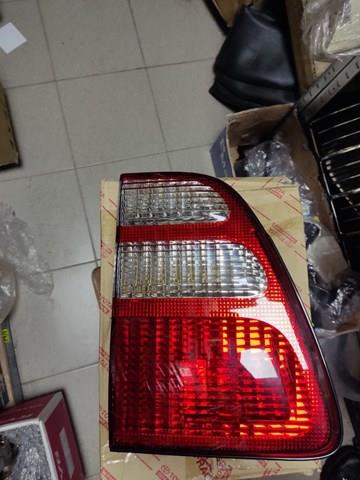 Фара протитуманна задня, права 8158060100 TOYOTA