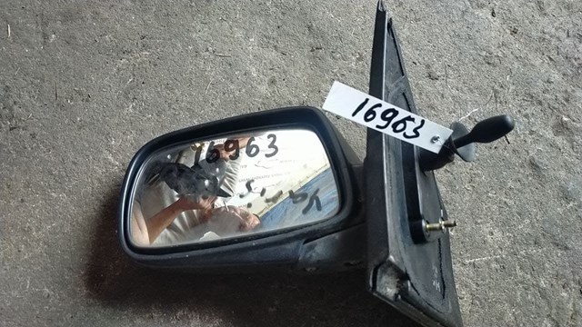 Дзеркало ліве 8794052260 TOYOTA