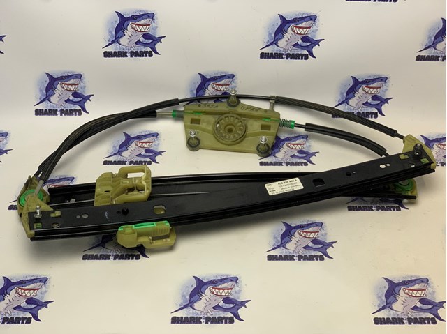 Механізм склопідйомника двері задньої, правої 4L0839462A VAG