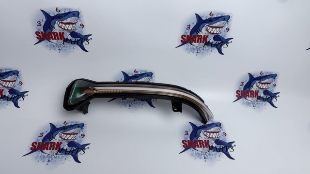 Покажчик повороту дзеркала, лівий 51167414649 BMW