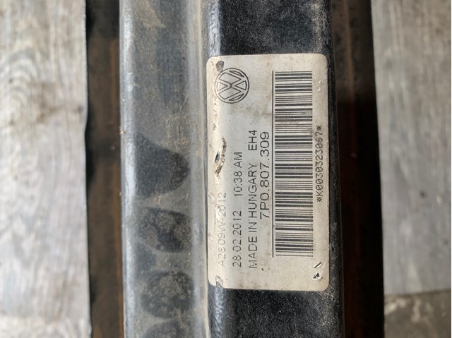 Балка бампера заднього 7P0807309 VAG