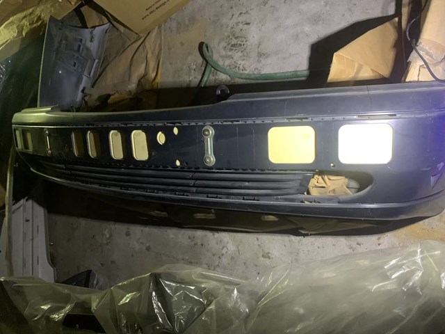 Бампер передній A2028800540 MERCEDES