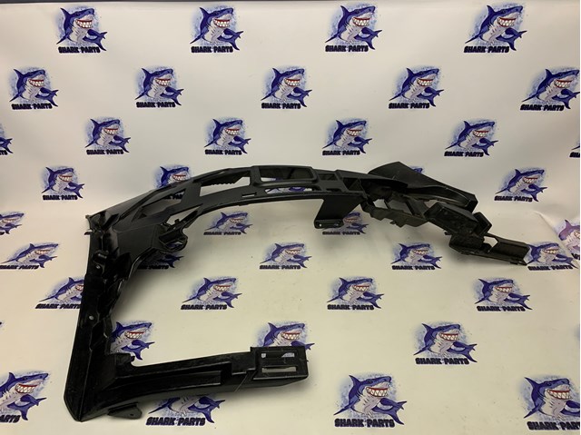 Кронштейн бампера переднього, правий A2058854400 MERCEDES