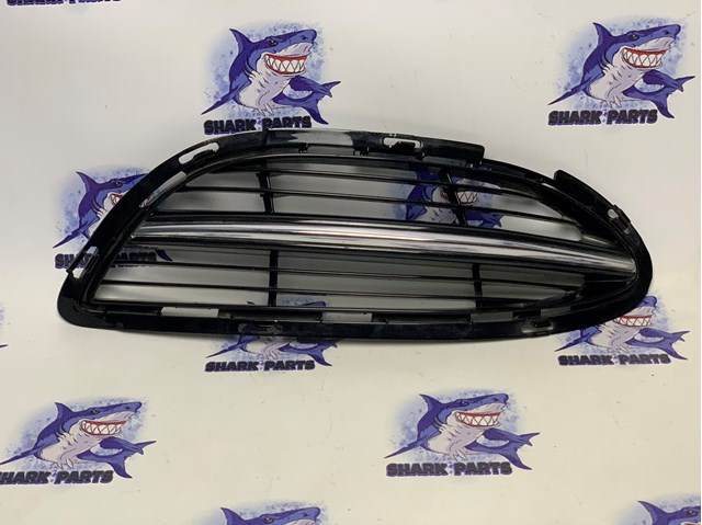 Окантовка фари протитуманною A2228850324 MERCEDES
