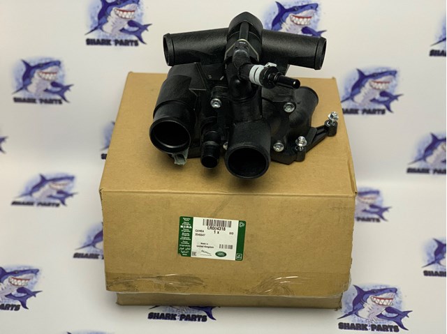 Корпус термостата в зборі LR004318 LAND ROVER