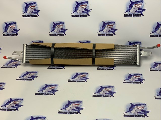 Радіатор охолодження палива LR016639 LAND ROVER