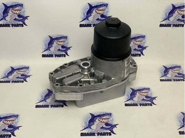 Корпус масляного фільтра LR040738 LAND ROVER