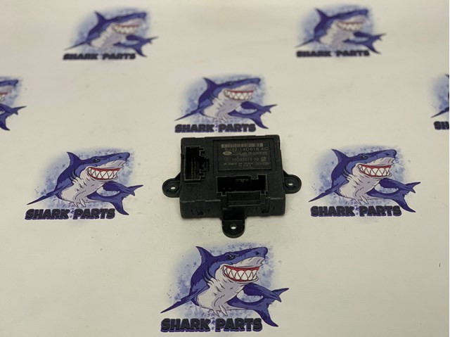 Блок комфорту передніх дверей LR044070 LAND ROVER