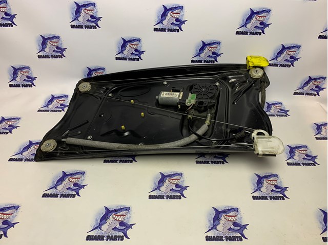 Механізм склопідіймача дверей передніх, правих LR060134 LAND ROVER