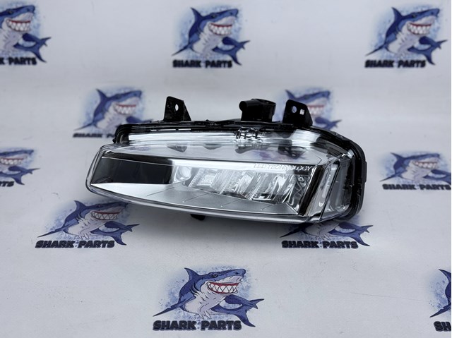 Ліва протитуманна фара LR077888 LAND ROVER