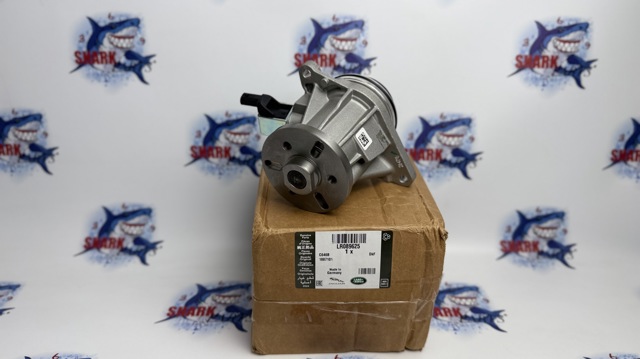 Насос системи охолодження LR089625 LAND ROVER