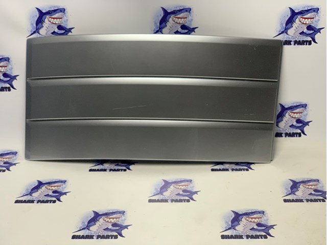 Молдинг передньої правої двері LR096396 LAND ROVER