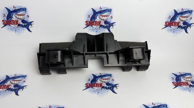 Кронштейн/подушка кріплення радіатора, верхній LR117094 LAND ROVER