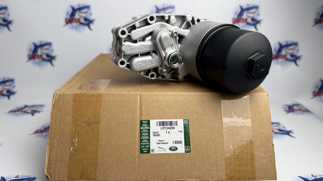 Корпус маслофільтра LR124259 LAND ROVER