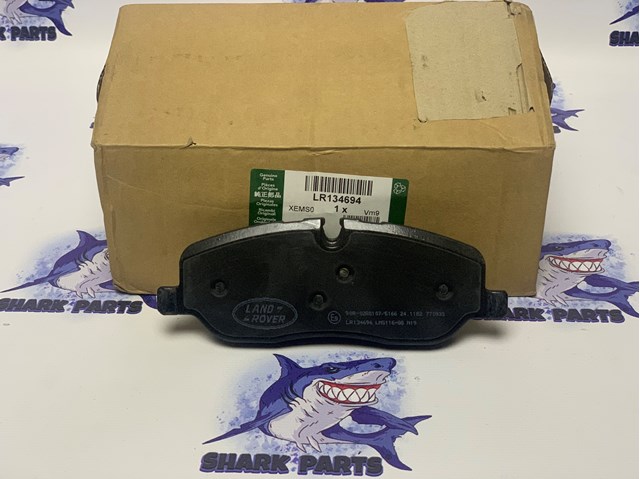 Гальмівні колодки LR134694 LAND ROVER