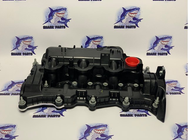 Кришка клапанна, права LR179201 LAND ROVER