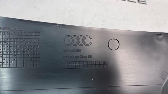 Накладка верхня передньої панелі/супорту радіатора 8W0807081 VAG