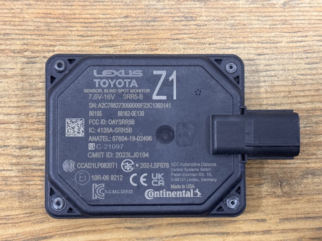Датчик контролю мертвої зони, задній 881620E130 TOYOTA