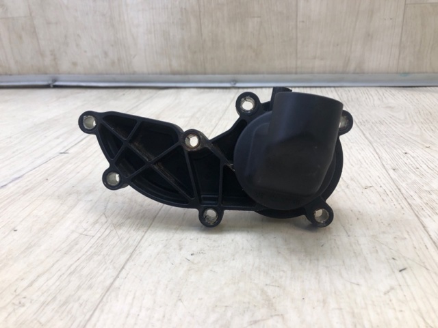 Корпус термостата в зборі 06E121111AD VAG