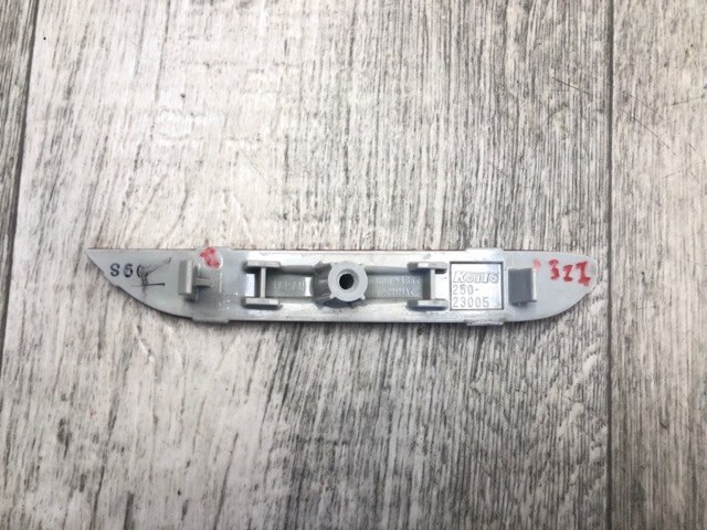 Лівий катафот заднього бампера 26565JJ90A NISSAN