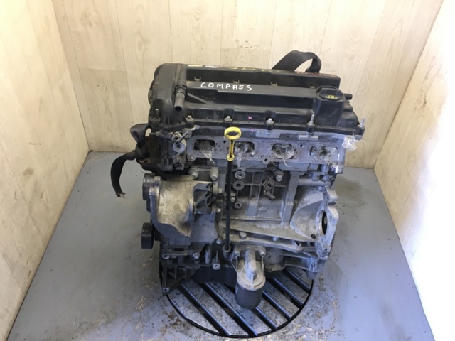 Двигун у зборі 4884601BA CHRYSLER