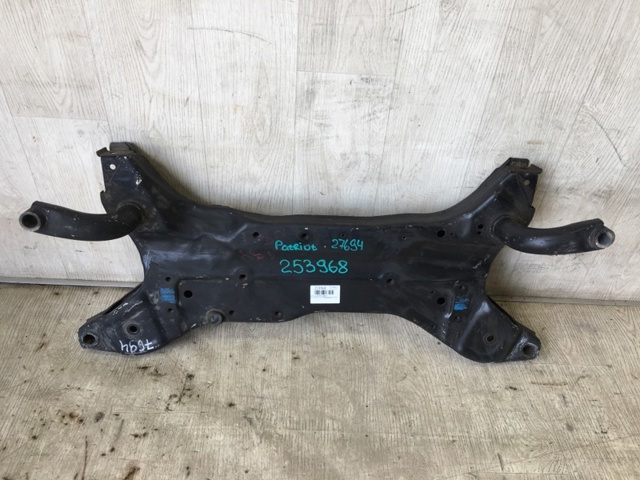 Передня балка Dodge Caliber SXT