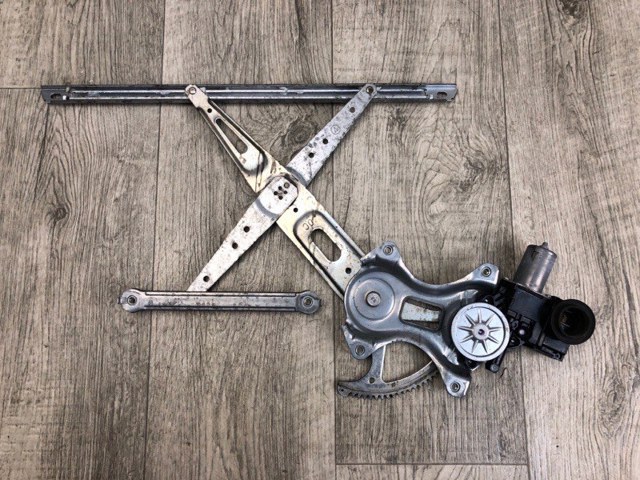 Підйомник механічний вітрового скла Тойота Рав 4 4