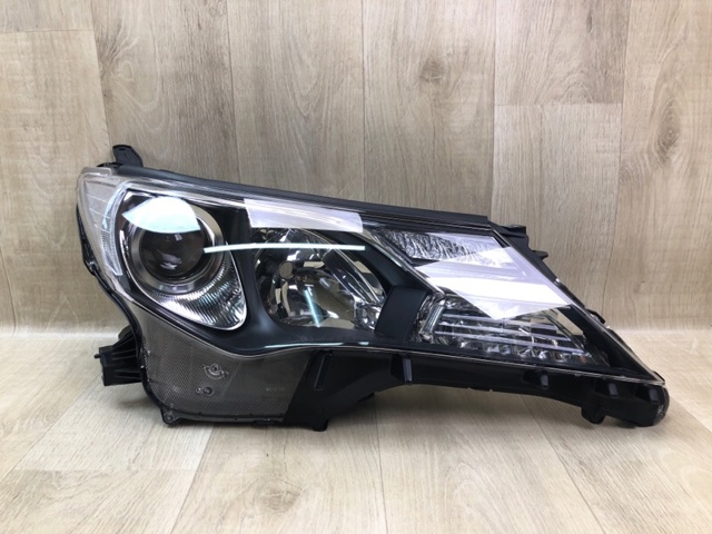 Права блок фара Toyota RAV4 4