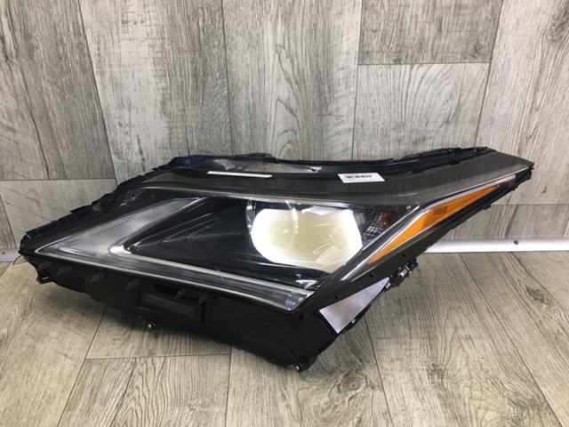 Фари 8118548C50 TOYOTA