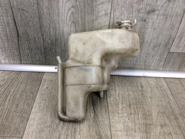 Бачок розширювальний MN156097 MITSUBISHI