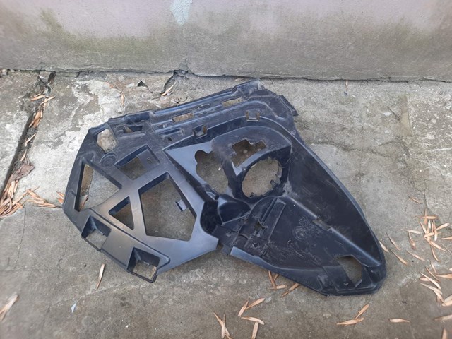 001033319 Renault (RVI)