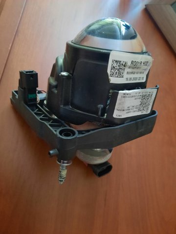 Фара правая 92102F1010 HYUNDAI