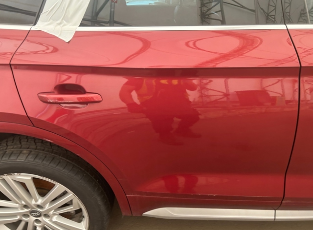 Двері задні в зборі 80A833052ASTL VAG