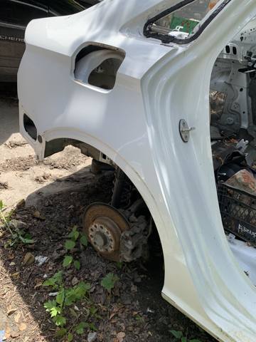 Крило праве заднє 8V5809838 VAG