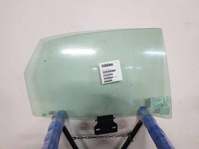 Скло заднє праве 7615RGSS4RDW ARMOURPLATE