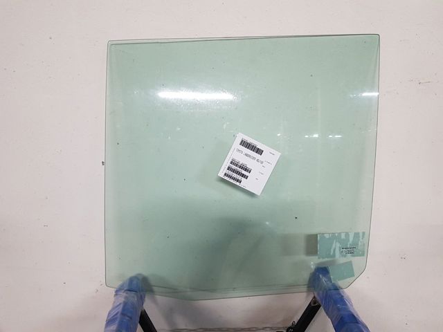Скло задніх дверей, лівих 8306LGNR5RD ARMOURPLATE