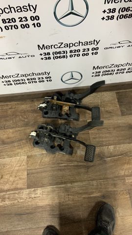Підаль газу 42757539 GM