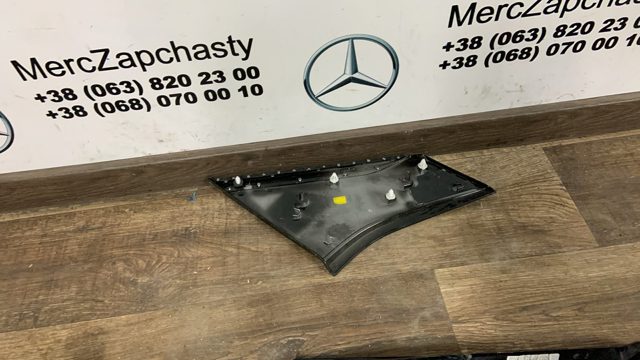 Молдинг заднього правого крила 42781645 GM