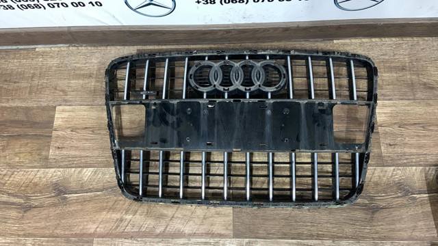 Захисна решітка радіатора 4L0853651H VAG