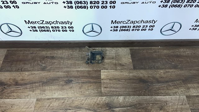 Електропідігрівач охолоджуючої рідини A0001591104 MERCEDES
