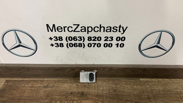 Датчик поперечного прискорення (ESP) A0045420418 MERCEDES
