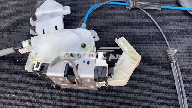 Замок задніх дверей, правих A0997300235 MERCEDES