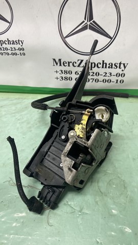 Замок задніх дверей, правих A1637302235 MERCEDES