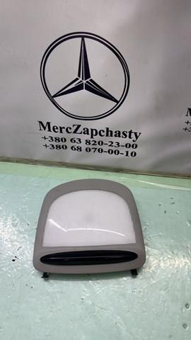 Плафон освітлення салону/кабіни, задній A1648200123 MERCEDES