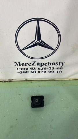 Камера заднього виду A1648200497 MERCEDES